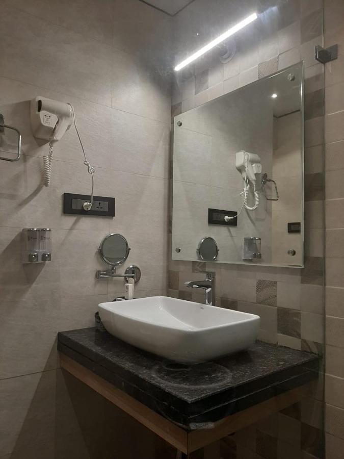 Park Avenue And Resorts Sikar Buitenkant foto
