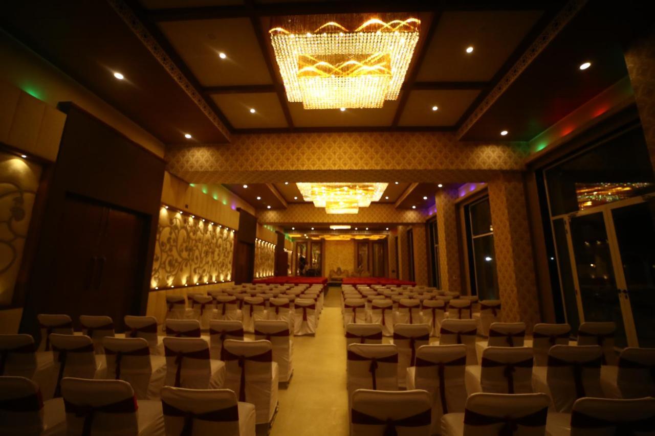 Park Avenue And Resorts Sikar Buitenkant foto