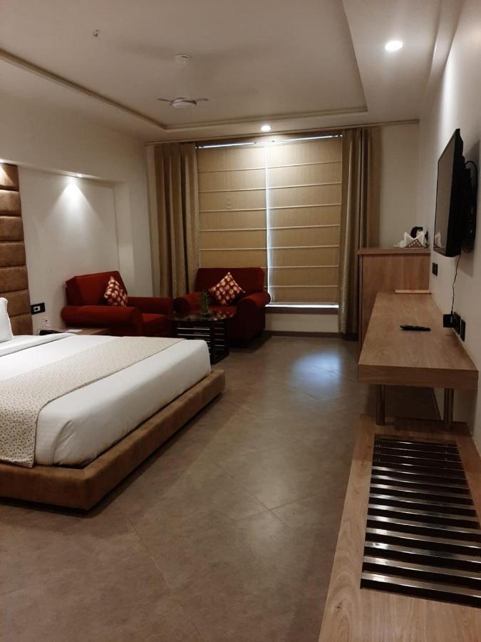 Park Avenue And Resorts Sikar Buitenkant foto